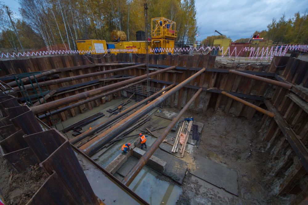 Устройство шпунтовой стены